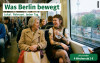 Straßenbahnsituation. Zwei Menschen unterhalten sich. Text "Was Berlin bewegt. Lokal. Relevant. Jeden Tag. Angebote: Jetzt testen 4 Wochen ab 1 €.